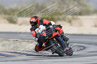 media/Nov-30-2025-TrackXperience (Sun) [[c0061d280f]]/3-Level 1/Session 3 Turn 5/